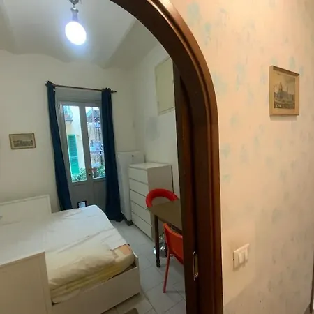 Double Accomodation In San Frediano Apartment *